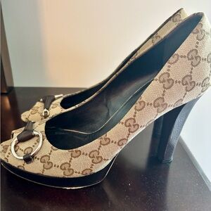 Women Gucci Horsebit Pump Size 40 1/2 (10 1/2)